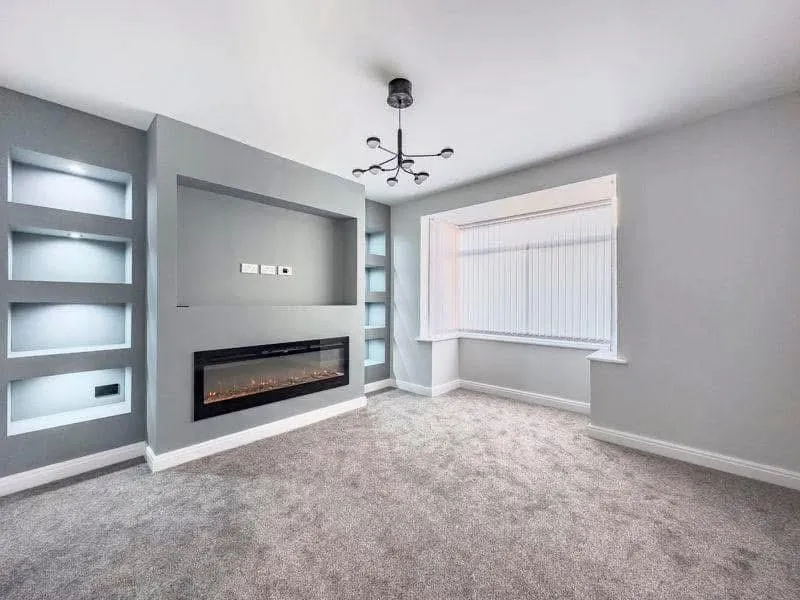 A freshly painted and decorated living room by Lockwood's Decorators